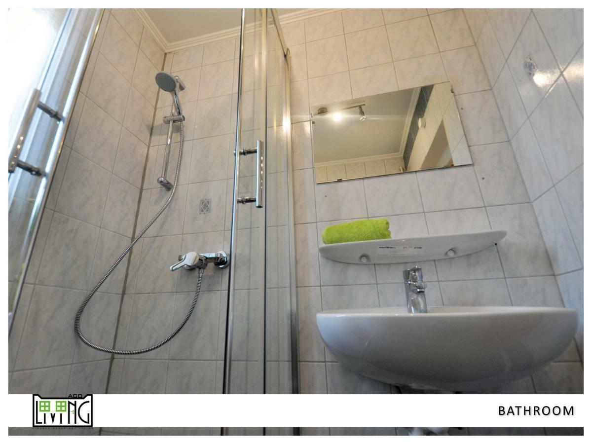Aco Living - A Cheap Overnight Klagenfurt am Woerthersee Esterno foto